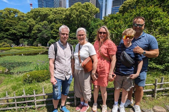 Tokyo Japanese Garden Lover's Private Tour with Government-Licensed Guide