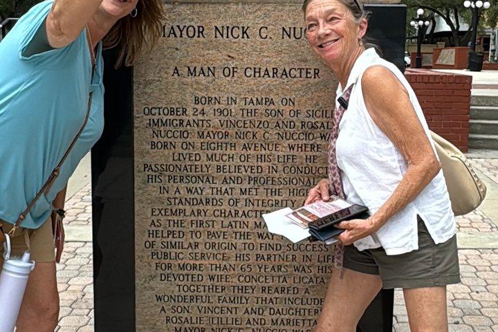 Iconic Ybor Sanduíche Cubano e História Tour