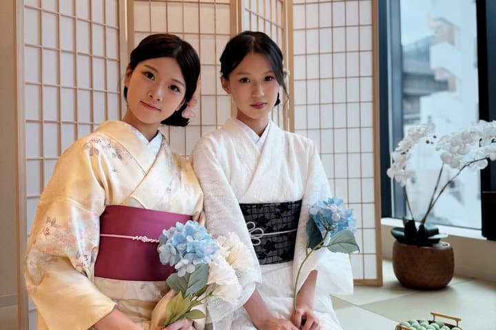 Tokyo Asakusa Premium Kimono Rental