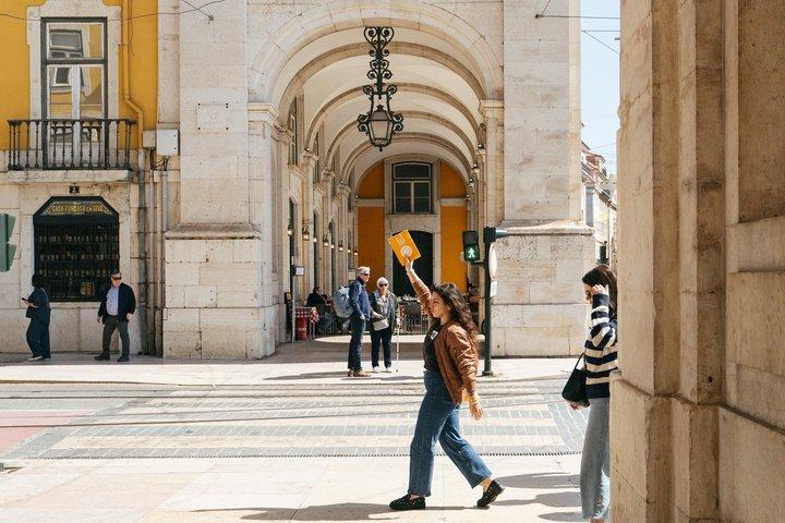 Lisbon Walking Tour & Local Market Experience