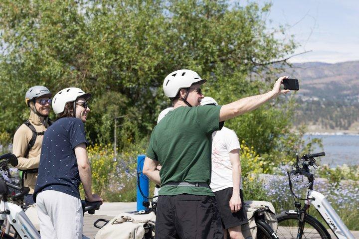 Kelowna Guided E-Bike Wine Tour com degustações e Okanagan Lunch