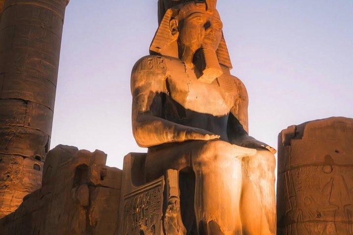 Visite privée en soirée : Musée de Louxor & Temple de Louxor Illuminé