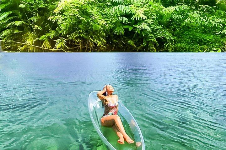 モンテゴ湾で新しい熱帯クリアカヤックドローン撮影