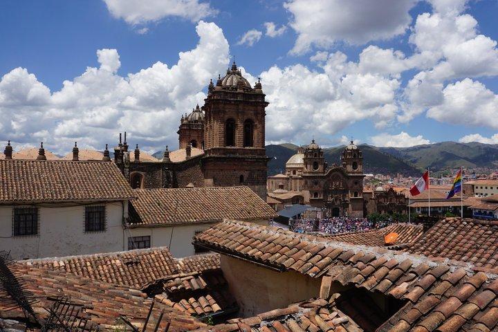 Private Taxi from Airport to Hotel in Cusco or Vv