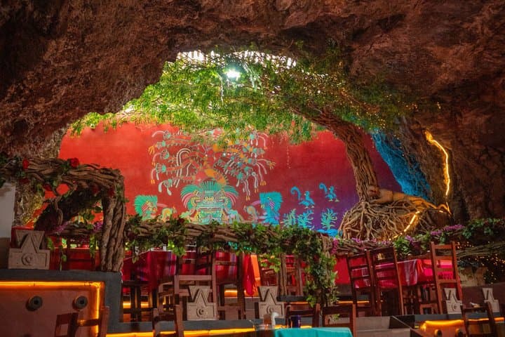 CDMX : Balloon Flight + Cave Breakfast + Round Trip