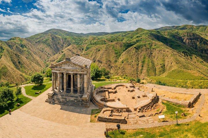 Tour condiviso di Khor Virap Garni Geghard e Sinfonia di pietre