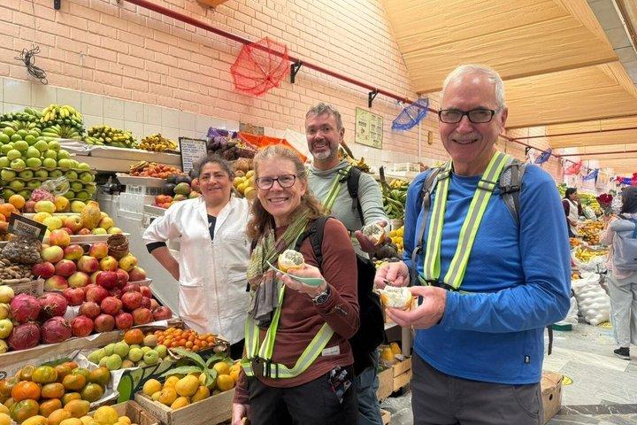 Explore Quito urbano en bicicleta - Tour grupal