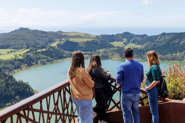 Furnas