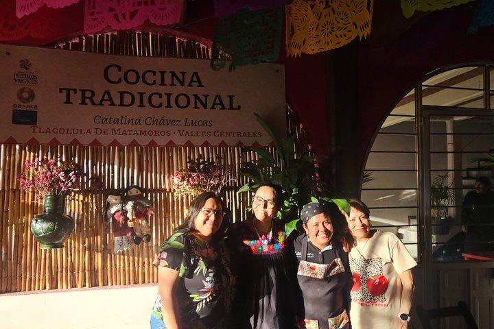Hierve el Agua, Mezcal, textiel en Tule Tree tijdens een privétour