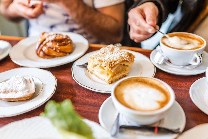 地元の人とのプライベートストックホルムフィカツアー:コーヒー、カルチャー&カフェ
