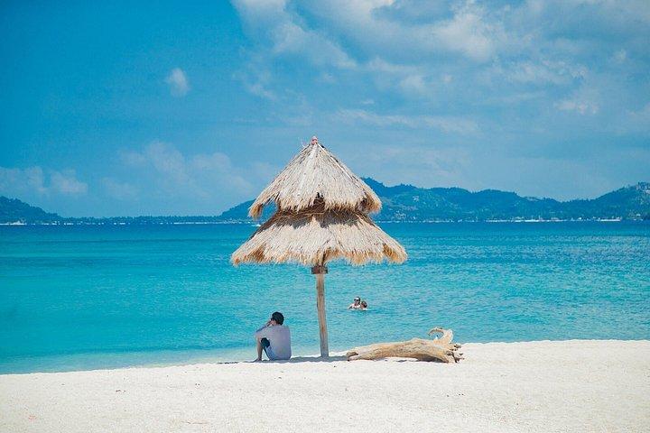 サムイ島からスピードボートで行くタン島とマドサム島のシュノーケリング旅行