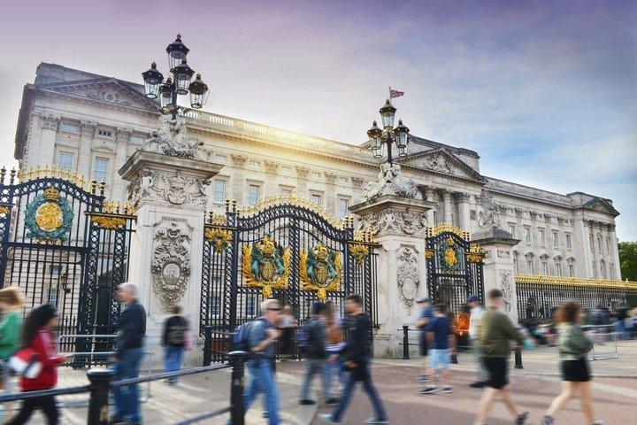London Science Museum Timed Entry and Audio Tour with City Walk