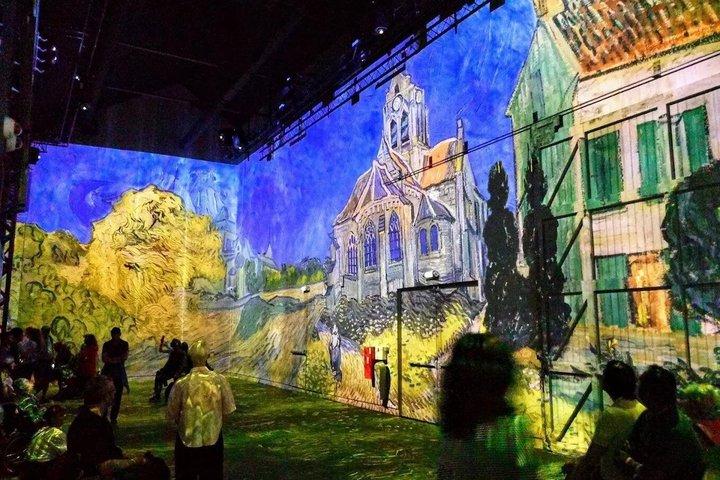 Tour por la ciudad de París con audio y entradas al Atelier des Lumières