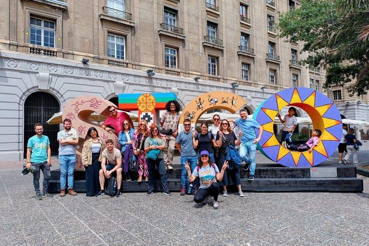 Raíces y Relatos de la Capital con City Tour por Santiago