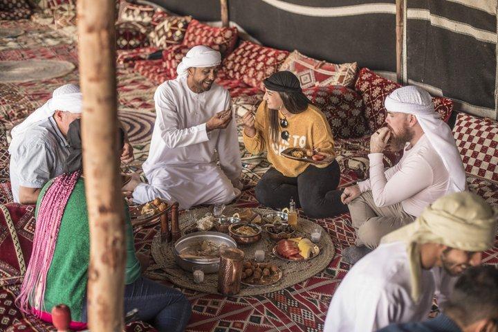 Hurghada ATV Quad Safari e Bedouin Village Tour com Camel Ride