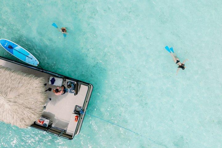 Tiki Party Boat com slide de Fort Walton Beach