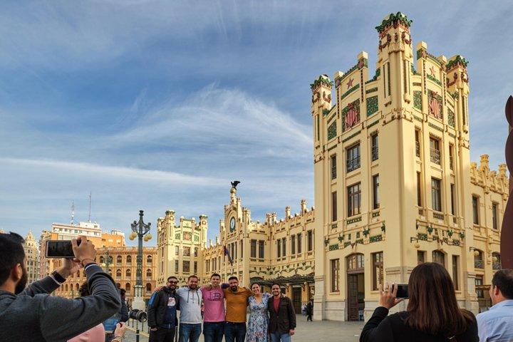 Valencia Art Nouveau Private Tour med Oceanografic mulighed
