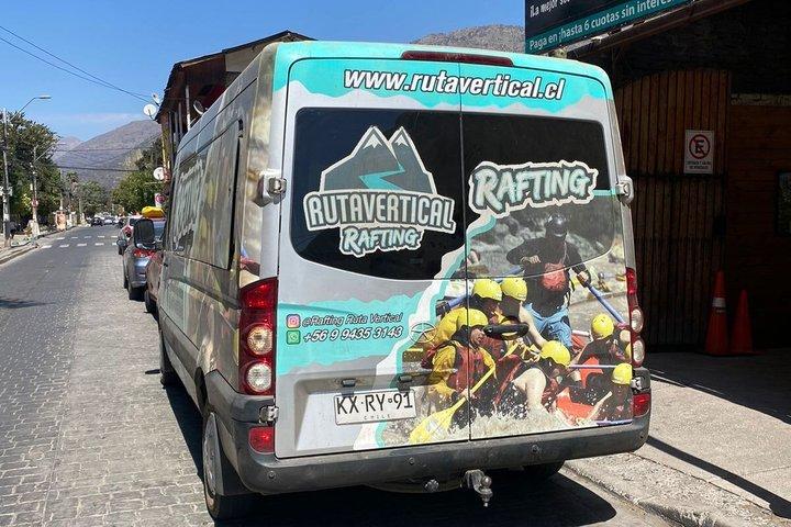 Rafting em Cajón del Maipo. Transporte de ida e volta saindo de Santiago.