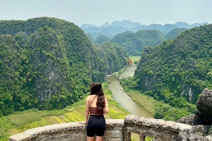 Voiture privée : Transfert de Sapa à Ninh Binh (Tam Coc,Trang An)