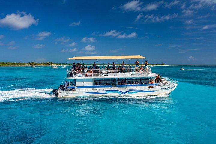 Cozumel Catamaran Tour: Snorkelen bij Top Reefs & Open Bar