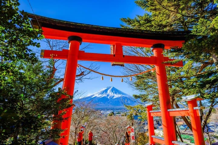 Mt. Fuji, Arakurayama, Hikawa clock shop, Oishi Park, Kawaguchiko