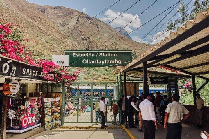 Transfer from Ollantaytambo to Cusco