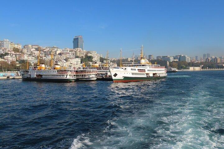 イスタンブール諸島水泳ツアー(ランチとボートクルーズ付き)