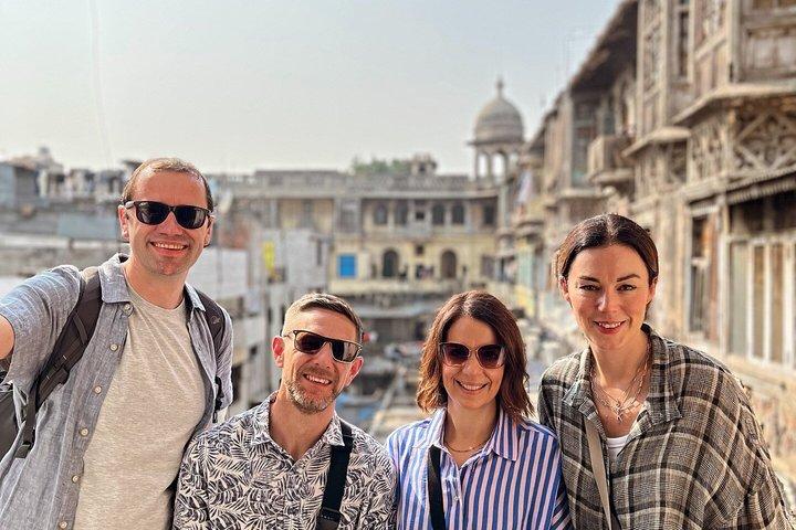 New Delhi Layover Tour: Private Car, Airport Pick-up & Drop-off