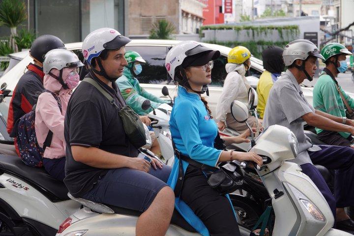 Da Nang Halve Dag Stadstour met Motor Vrouwelijke Rijder