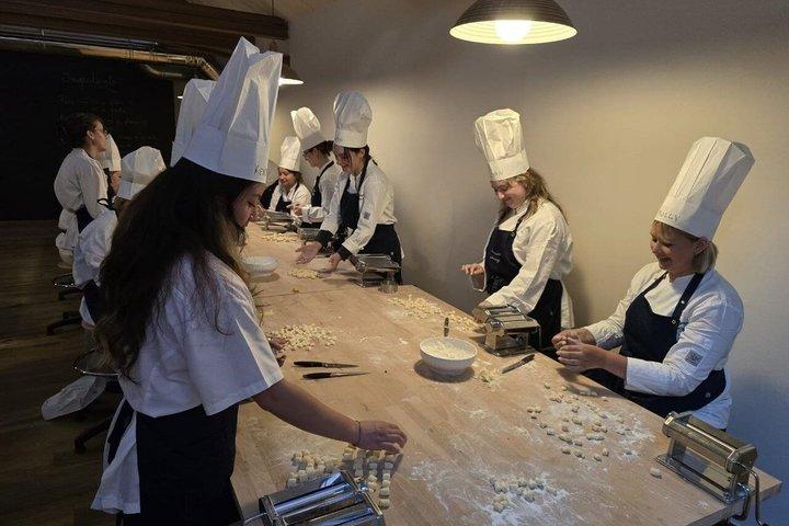 Pâtes fraîches et sauces italiennes authentiques