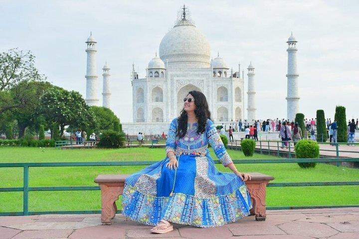 Private Sunrise Taj Mahal Tour mit Eintrittskarten ohne Anstehen