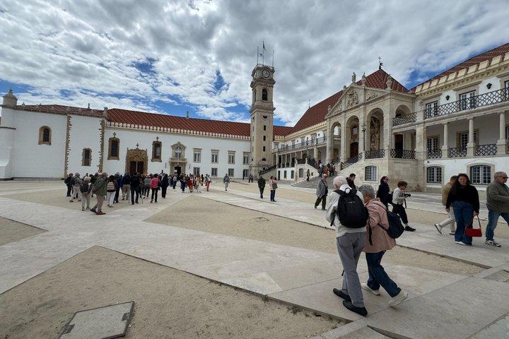 Excursión privada a la Universidad de Coímbra y Biblioteca con entradas