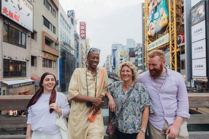 Osaka Retro Streets e Street Food Walking Tour