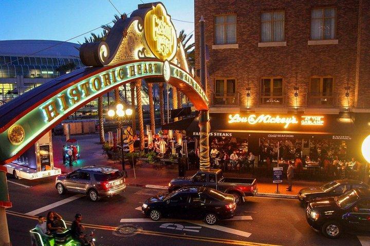 Tour a piedi di fantasmi e crimini di San Diego Gaslamp