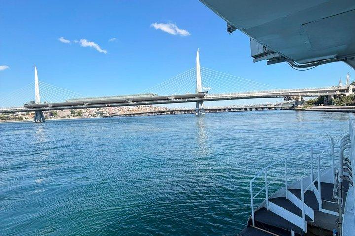イスタンブール諸島水泳ツアー(ランチとボートクルーズ付き)