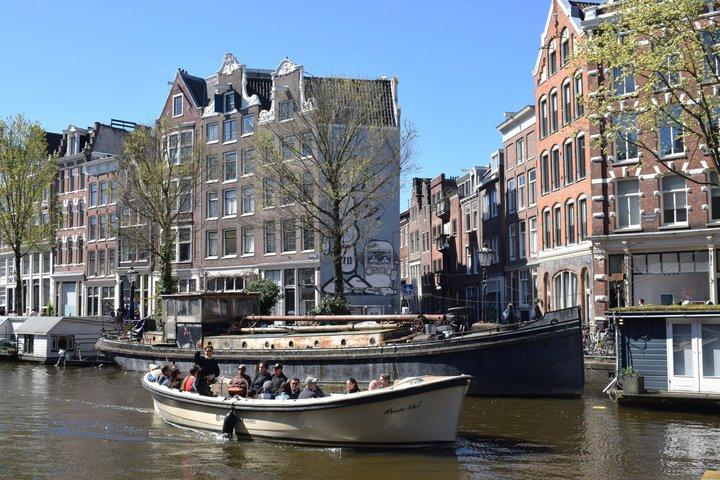 Relaxing Open Boat Canal Cruise from Anne Frank House