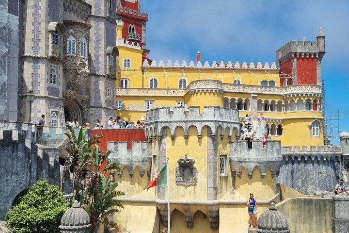 Excursion privée d'une demi-journée à Sintra au départ de Lisbonne avec billet Pena Palace