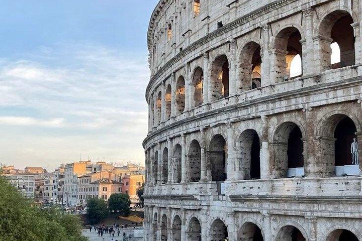 Tour by Cart Rome: Private VIP Golf Cart Tour in Rome