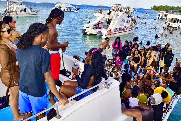 #1 Hip Hop Party Båd Punta Cana med åben bar for voksne
