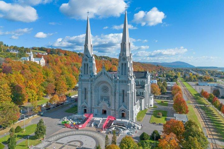 Tour privado Montmorency Falls, Basilica y Orleans Island