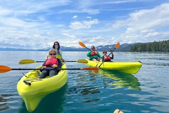 Sunset Kayak Tour em Tahoe City para 2 pessoas