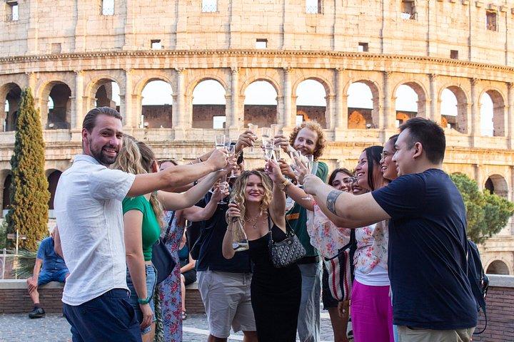Rome Nightlife Party Tour in Monti District with Local Drinks
