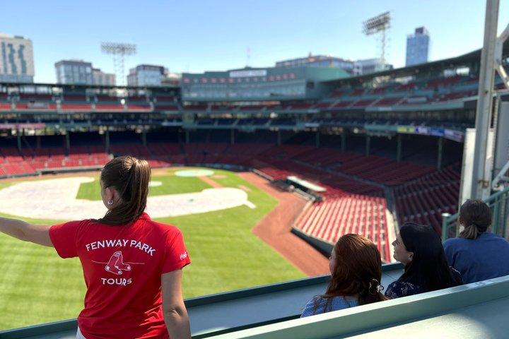 アメリカが最も愛する野球場、フェンウェイパーク歴史ツアー