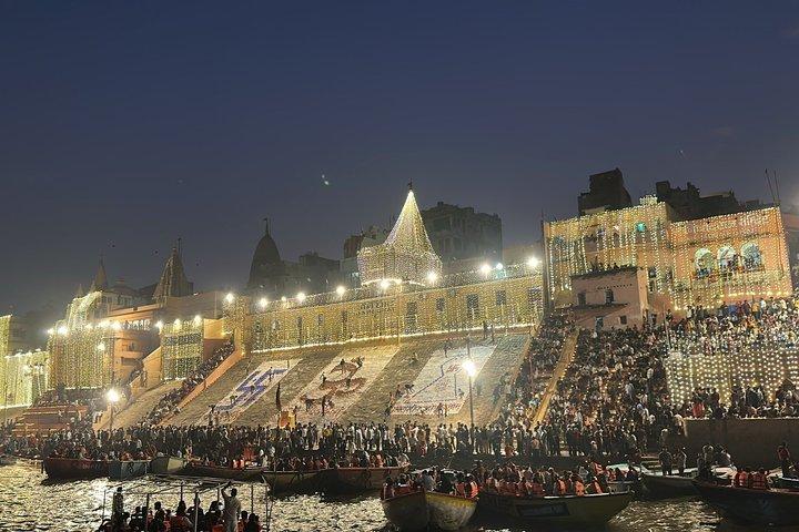 Varanasi Dev Diwali Ganges Cruise & Cerimônia de Aarti