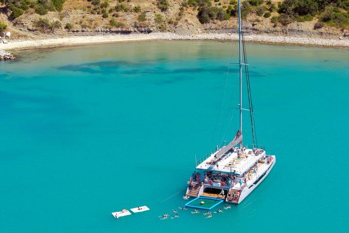 Catamarano VIP Attività di 4 ore con snorkeling in Bulgaria
