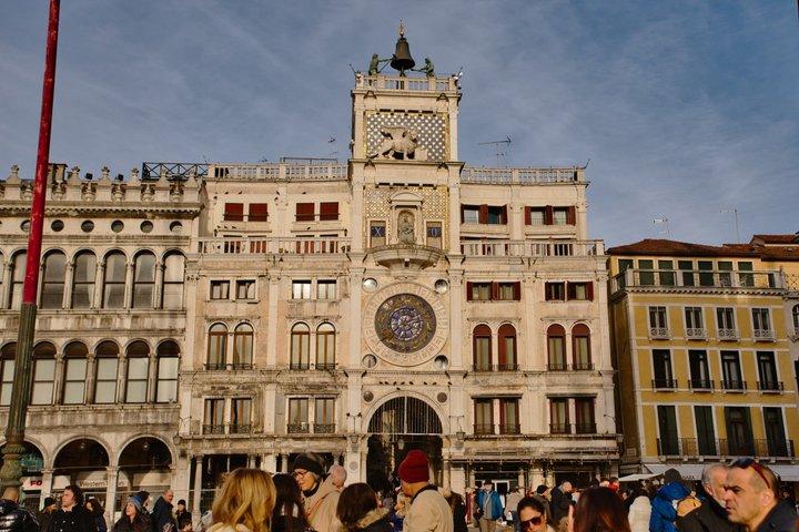 Saint Mark Basilica Guided Tour with Glass Factory Demonstration