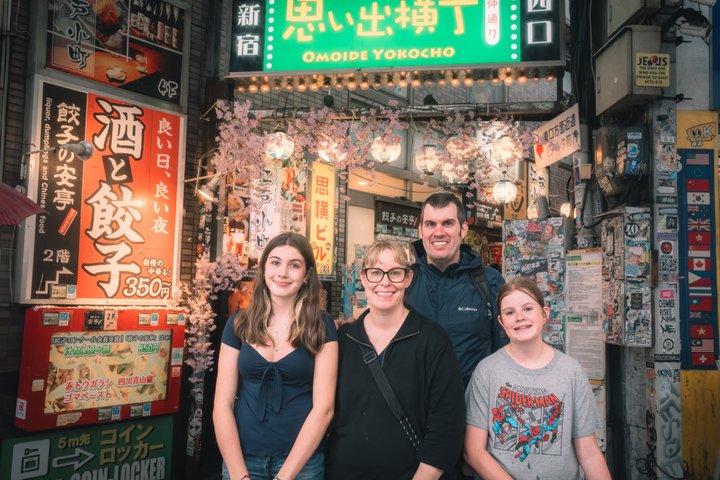 Tokyo Private Customized Walking Tour with a Next-Gen Local Guide