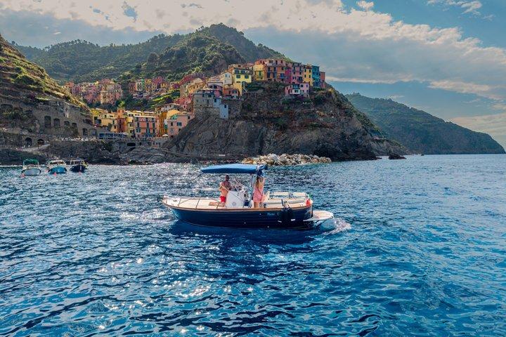 Excursion en bateau PRIVÉE aux Cinque Terre