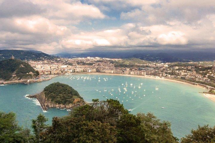 Excursão de dia privada de São Sebastião e Costa Basca saindo de Bilbao