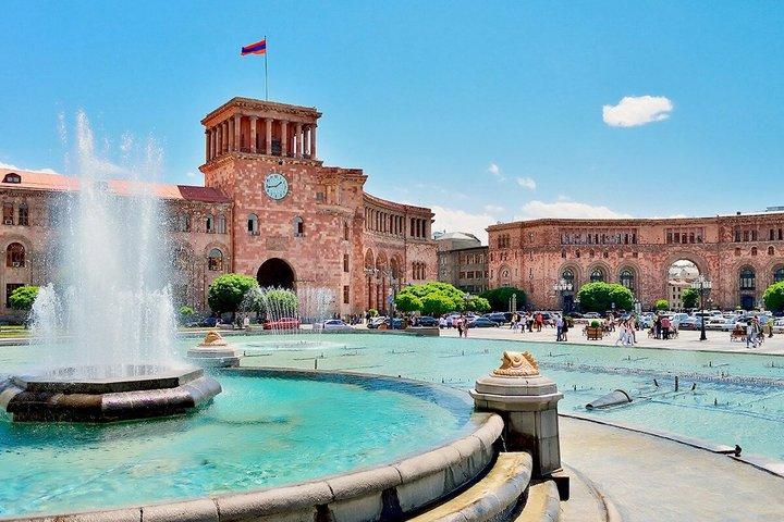 Excursão particular pela cidade de Yerevan: Museus Erebuni, Matenadaran e Tsitsernakaberd